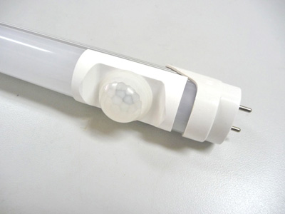 带传感器的LED直管